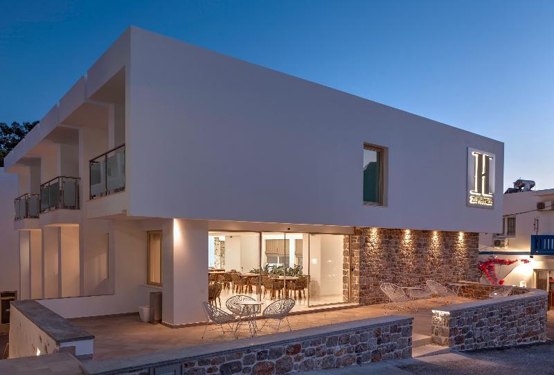 Zephyros Hotel Myrties Exterior photo